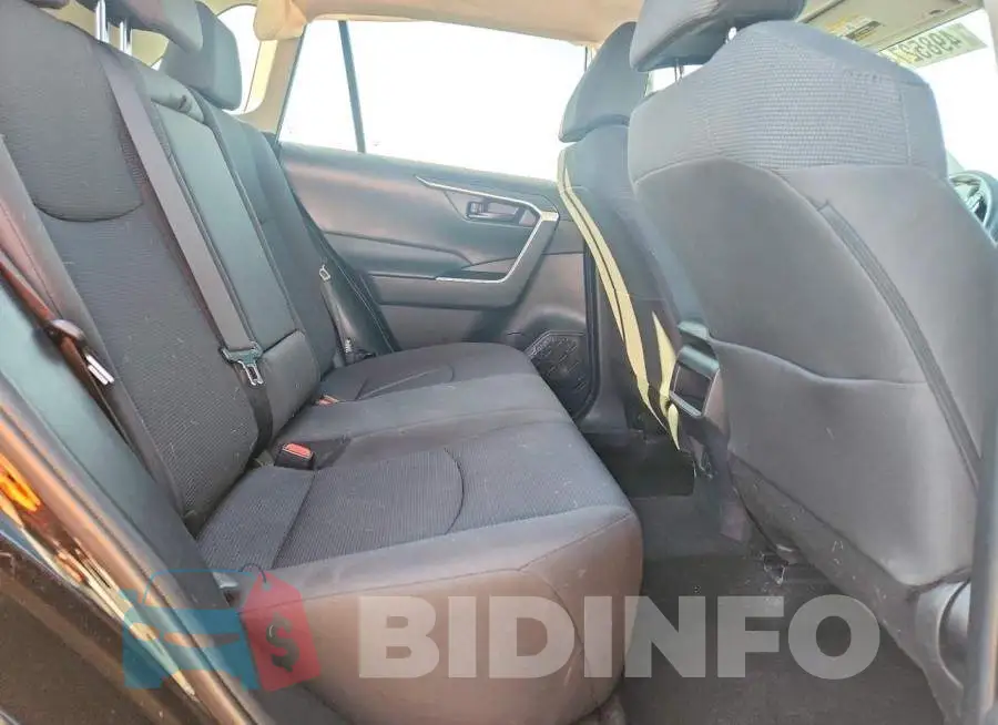 2T3G1RFV6MC184155 Photo# 11