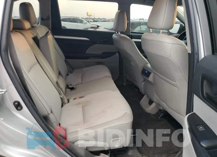 5TDZZRFH8JS245299 Photo# 11