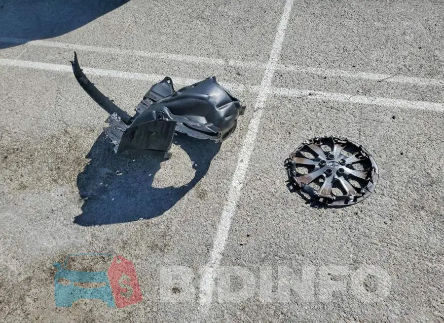 5YFB4MDE7SP352186 Photo# 12