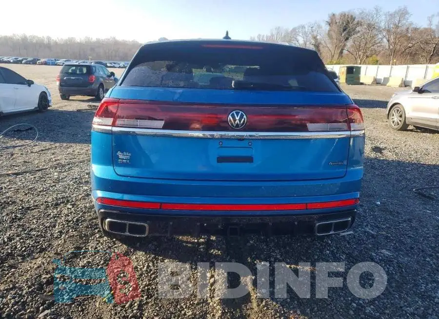 1V2FE2CA9RC222946 Photo# 6