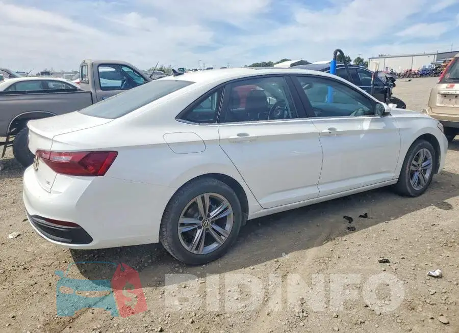 3VW7M7BU5RM075683 Photo# 3
