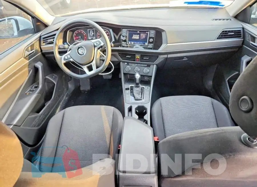 3VWC57BU5KM242528 Photo# 8