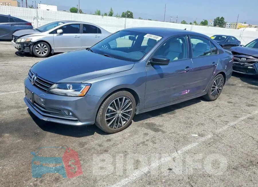 3VWD17AJ9HM393808 Photo# 1