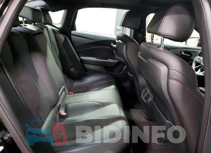 19UUB6F52NA003597 Photo# 10