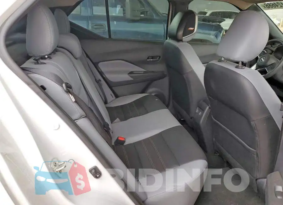 3N1CP5DV3NL510643 Photo# 11