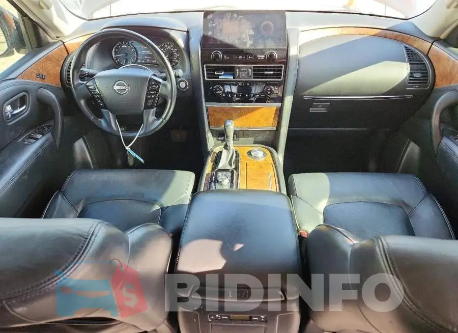 JN8AY2BD0N9677257 Photo# 8