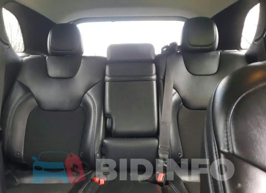 1C4PJMLB4KD379984 Photo# 10