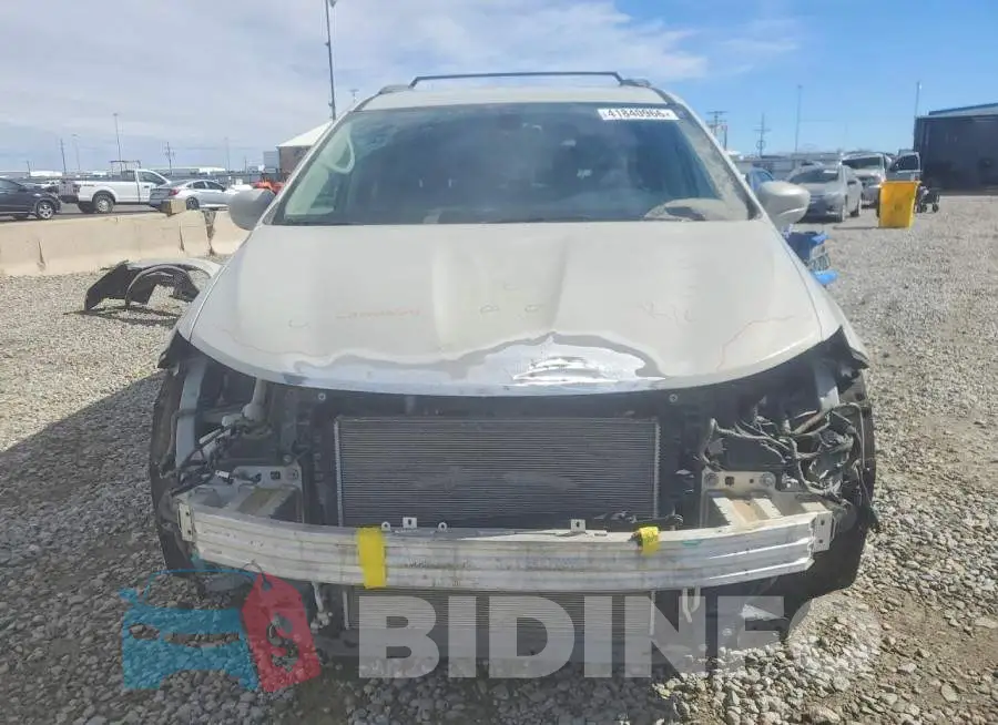 2C4RC1BG0HR670776 Photo# 5