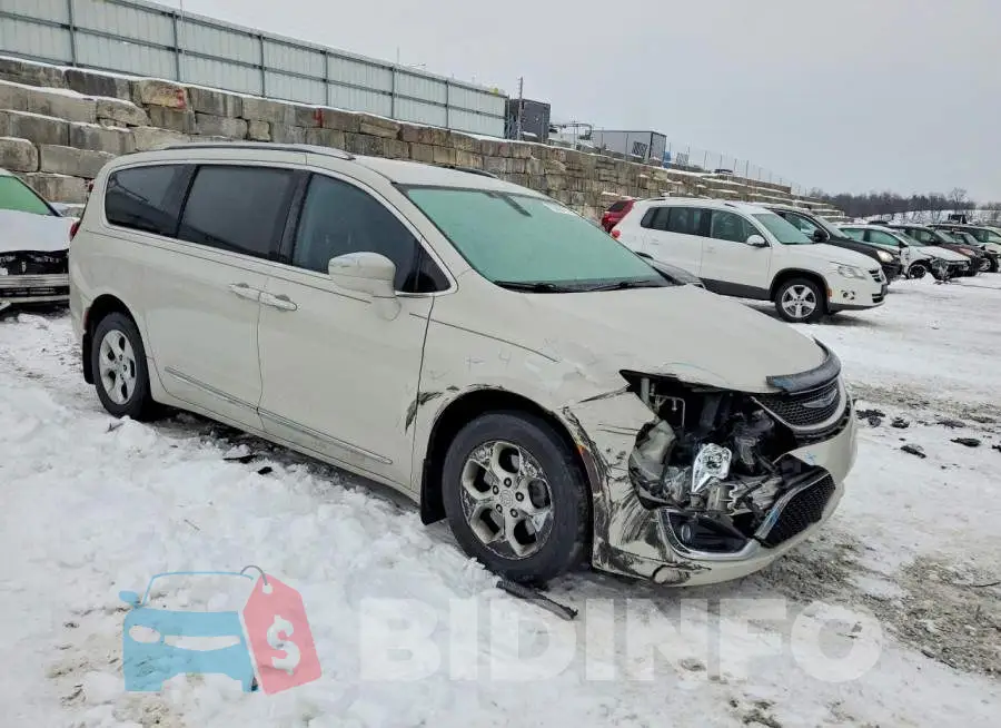 2C4RC1EG5HR555828 Photo# 4