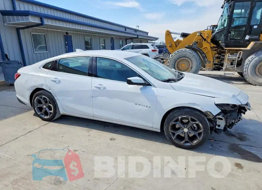 1G1ZD5ST7MF016868 Photo# 4