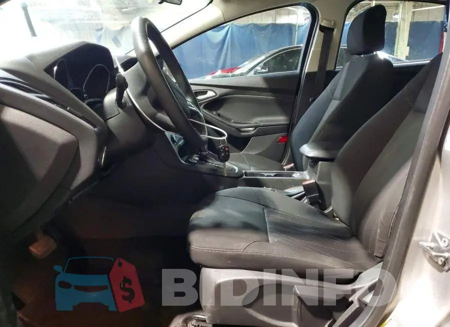 1FADP3F20HL285564 Photo# 7