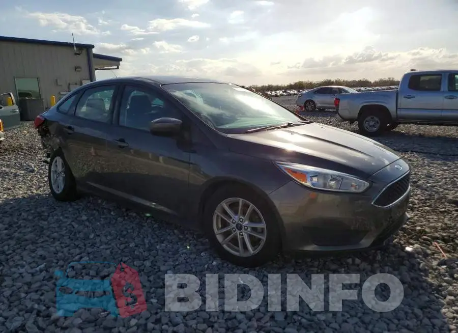 1FADP3F26JL287616 Photo# 4