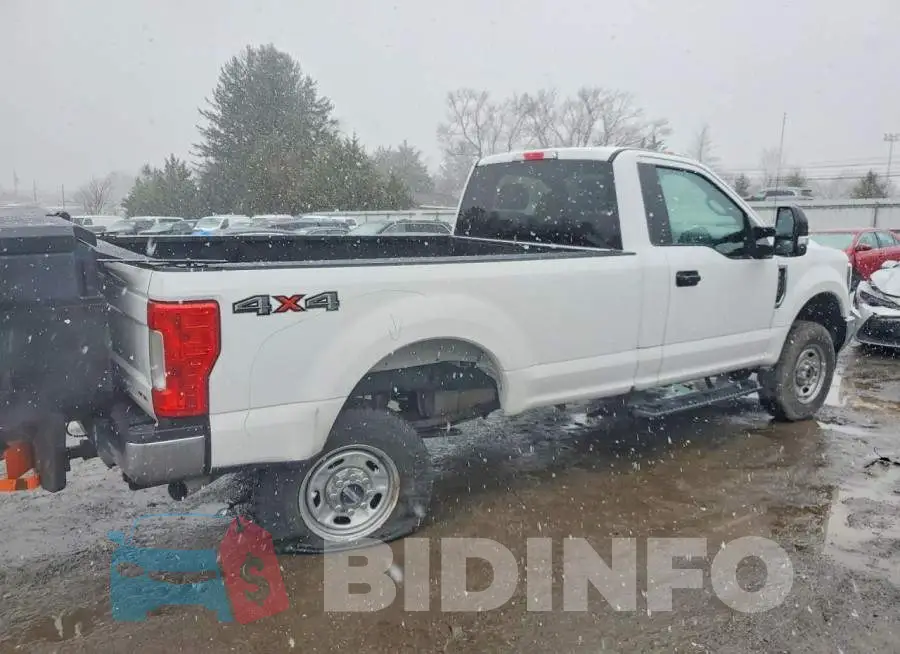 1FTBF2B60KEG24536 Photo# 3