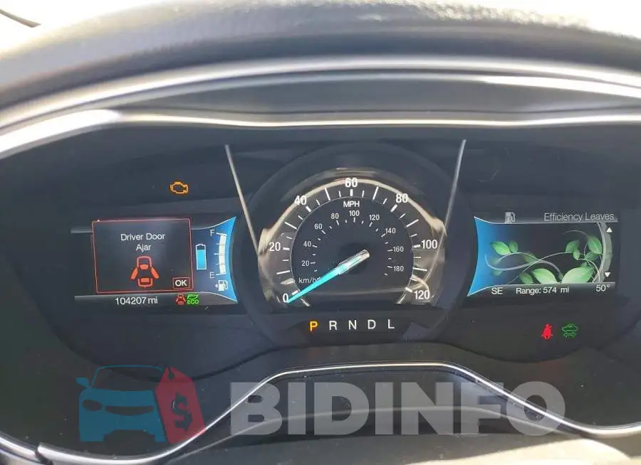 3FA6P0UU0JR151804 Photo# 9