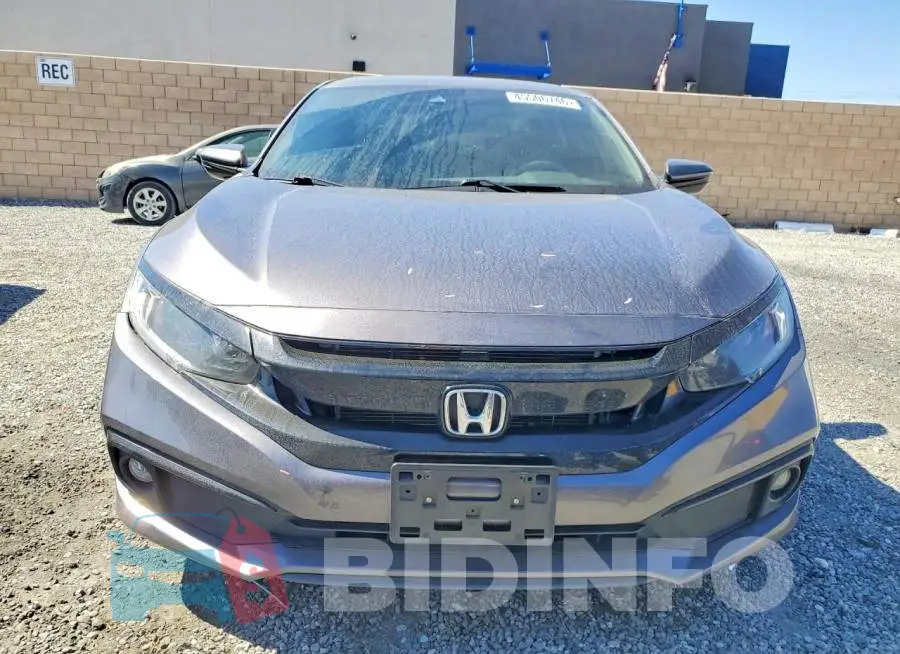 19XFC2F84LE216018 Photo# 5