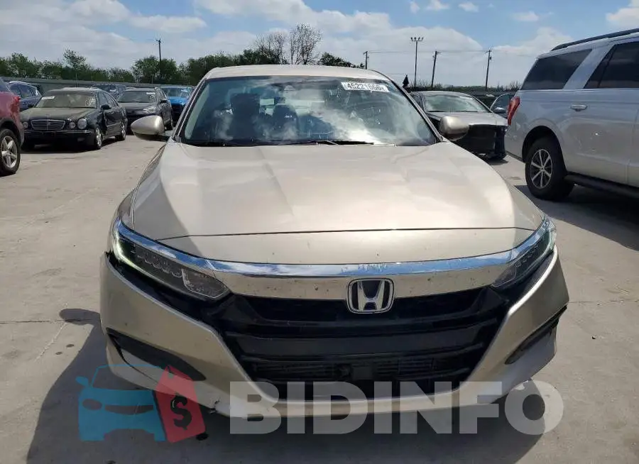 1HGCV1F16KA136104 Photo# 5