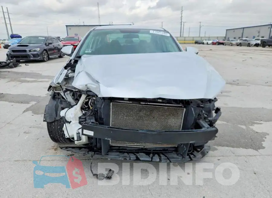 5NPD74LF8JH400185 Photo# 5