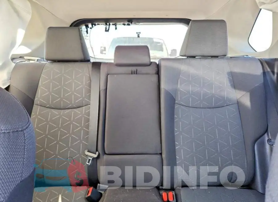 2T3B1RFV7KW043648 Photo# 10