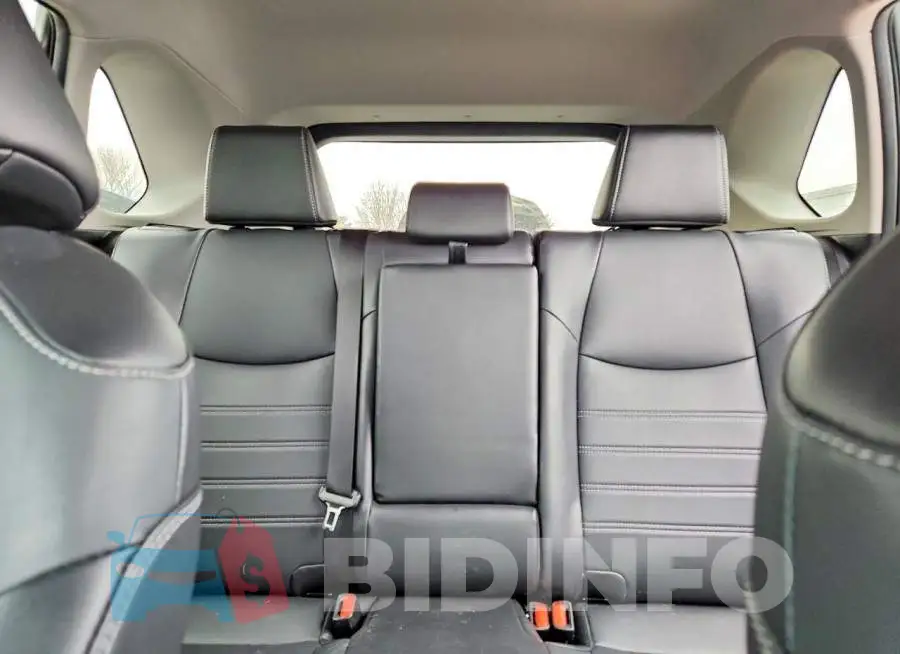 2T3R1RFV8PC389392 Photo# 10