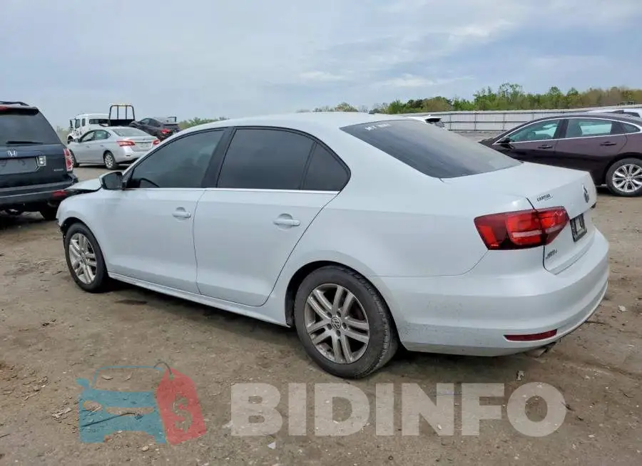 3VW2B7AJ4HM246669 Photo# 2