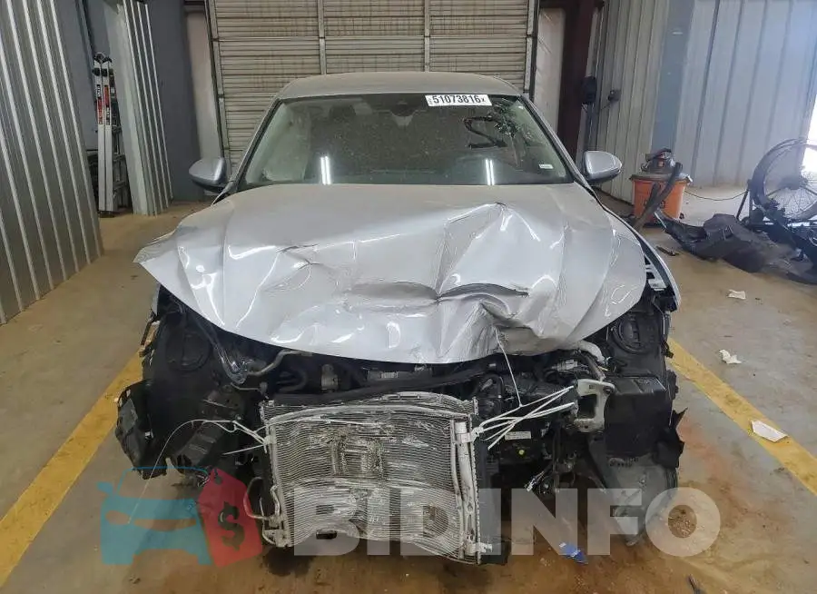 3VW5X7BU3SM022825 Photo# 5