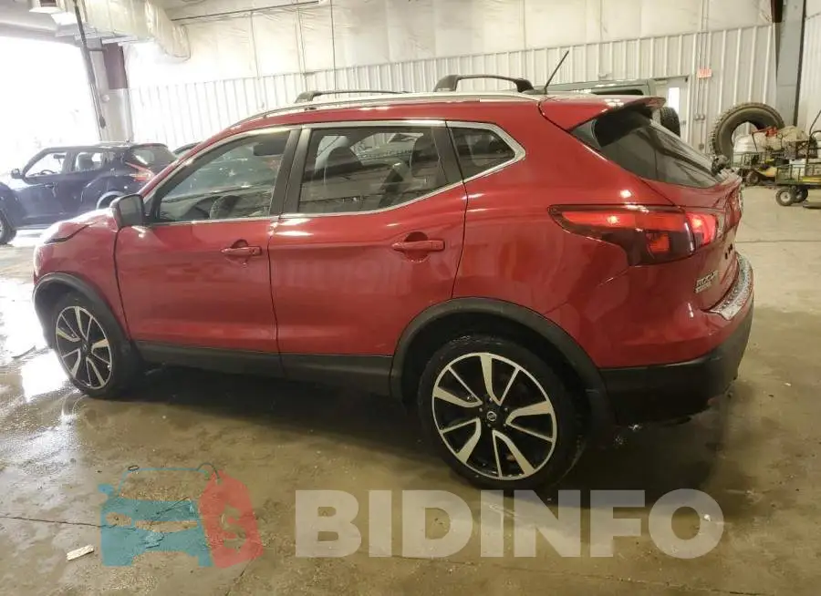 JN1BJ1CRXHW104321 Photo# 2