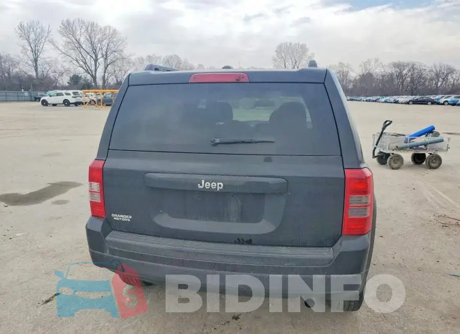 1C4NJPBB4HD157464 Photo# 6