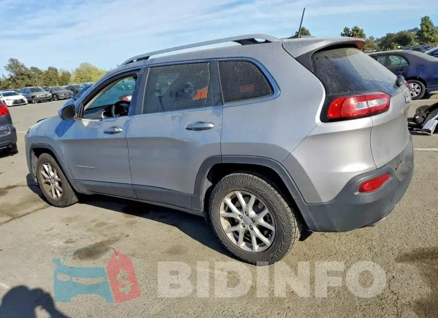 1C4PJLLX1JD525195 Photo# 2