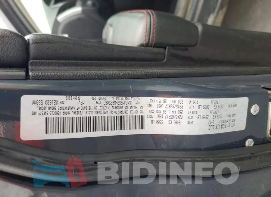 1C4PJMBS9HW635065 Photo# 14