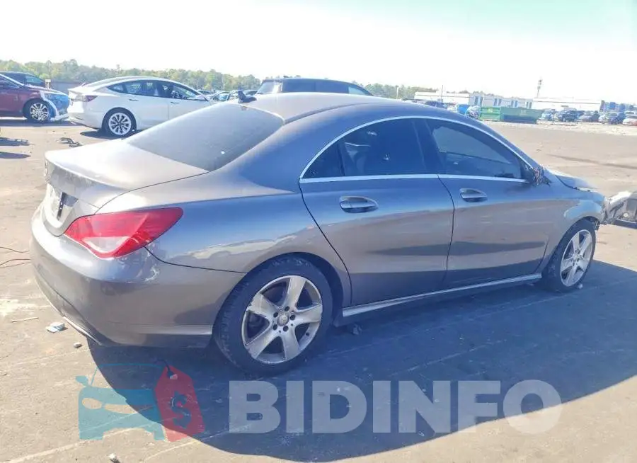 WDDSJ4EB0HN400118 Photo# 3