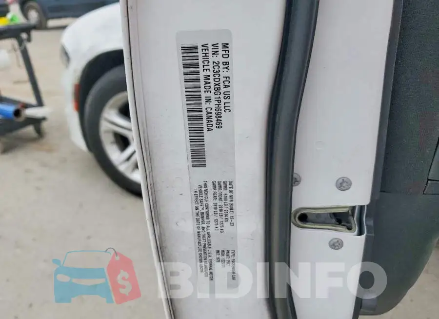 2C3CDXBG1PH698469 Photo# 12