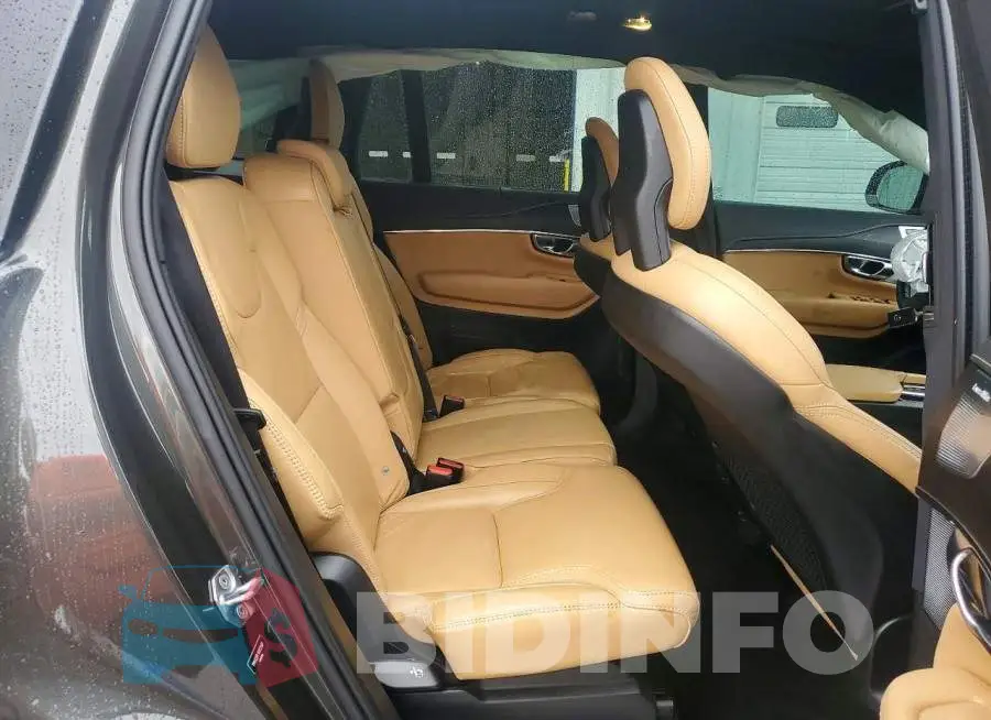 YV4A22PL1M1721497 Photo# 11
