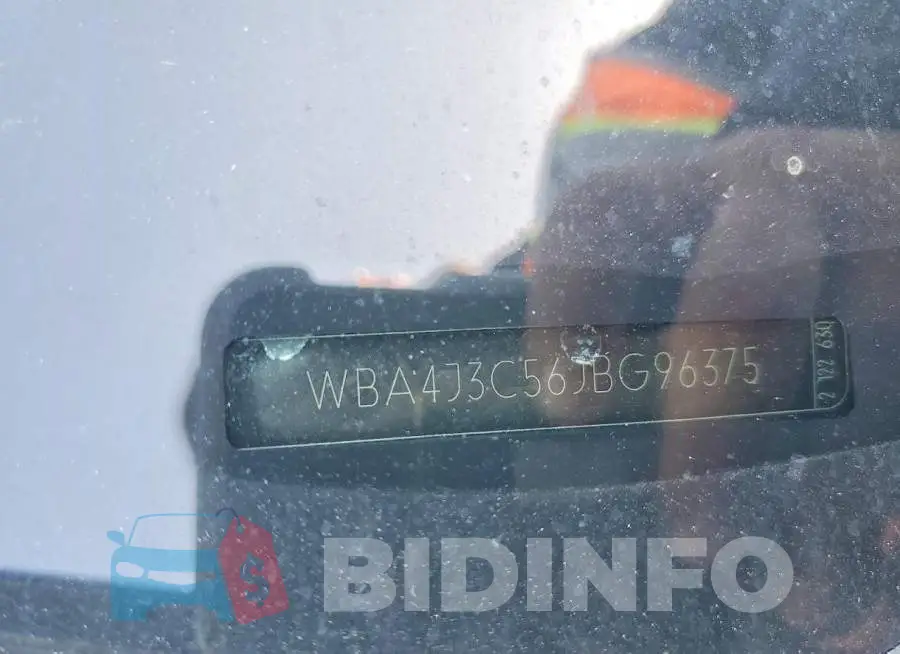 WBA4J3C56JBG96375 Photo# 12