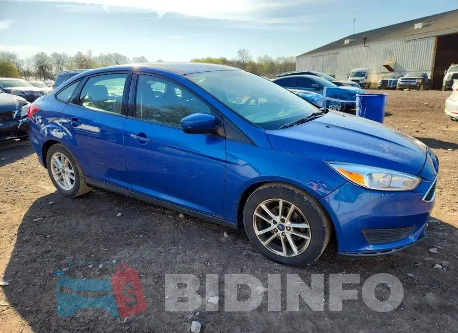 1FADP3F20JL324191 Photo# 4