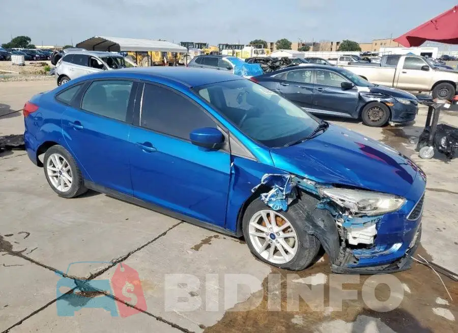 1FADP3F22JL206921 Photo# 4