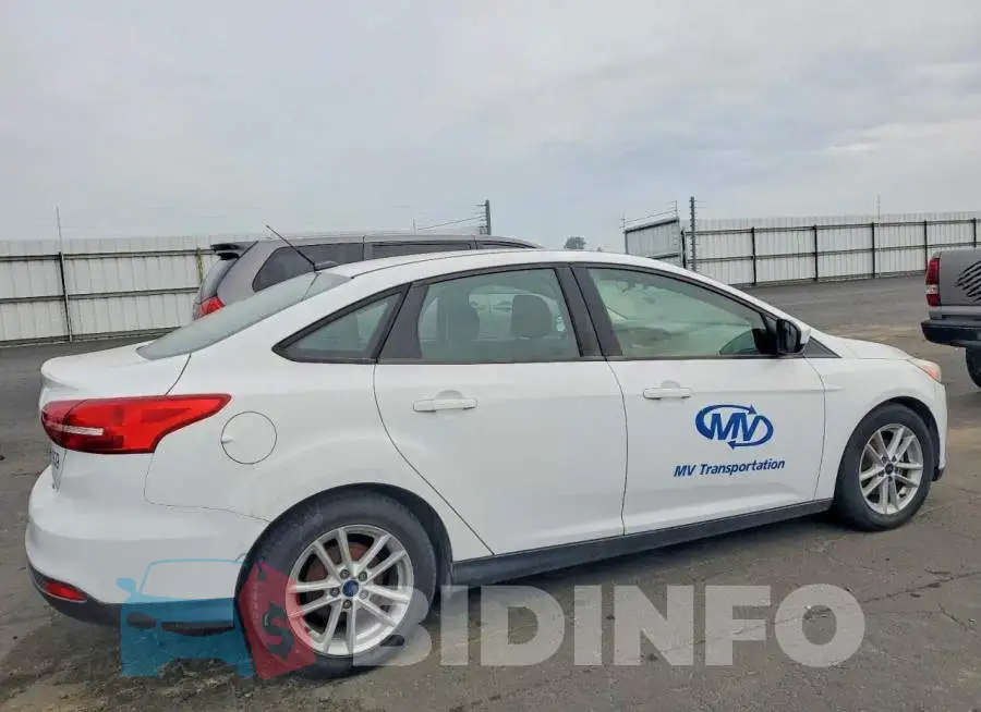 1FADP3F29JL211484 Photo# 3