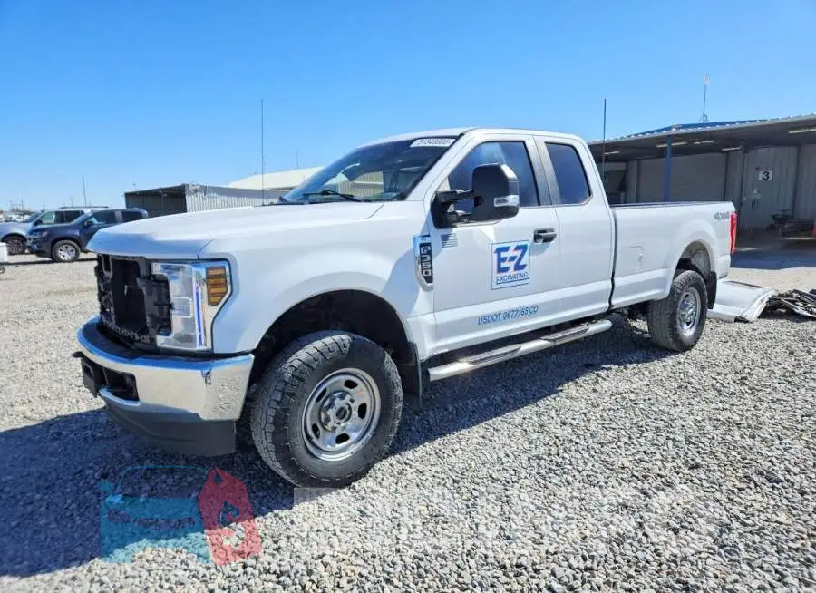 1FT8X3B67JEC70851 Photo# 1