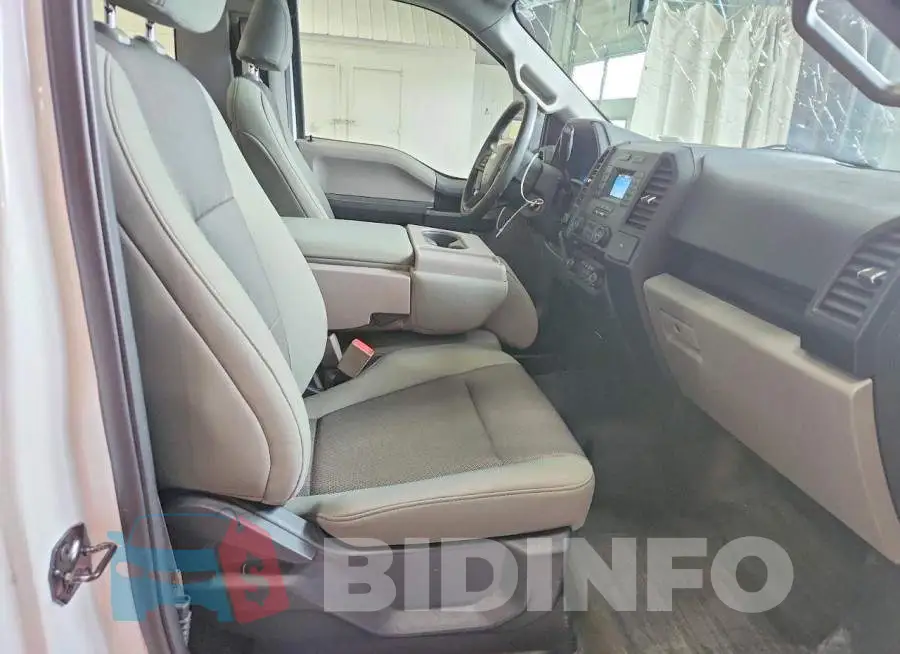 1FTMF1EB9JFB56553 Photo# 10