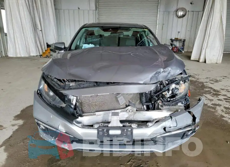 19XFC1F37KE210713 Photo# 5