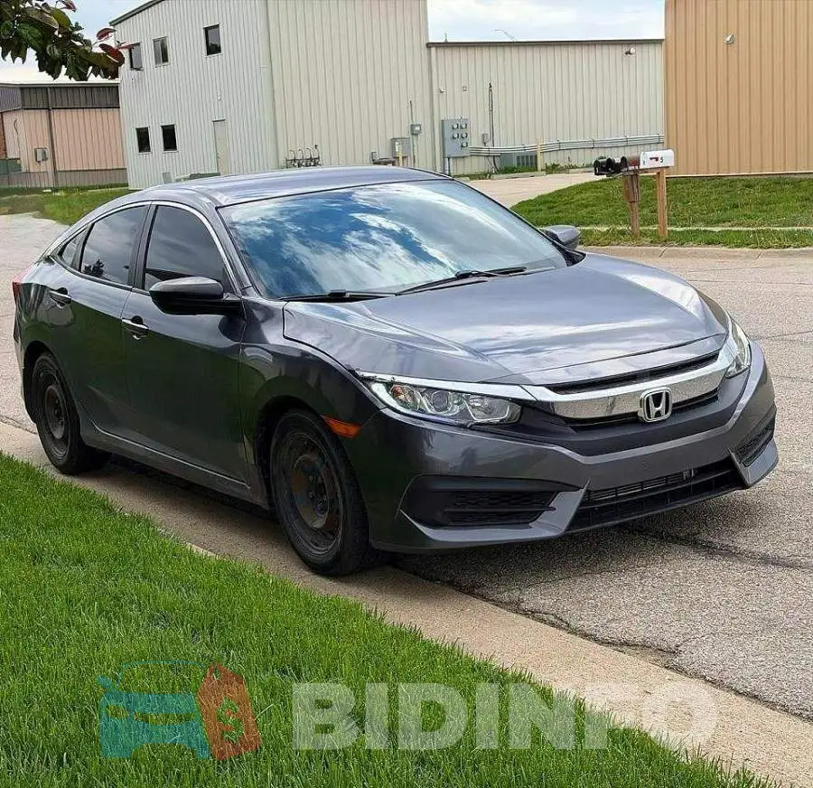 19XFC2F51HE072327 Photo# 1