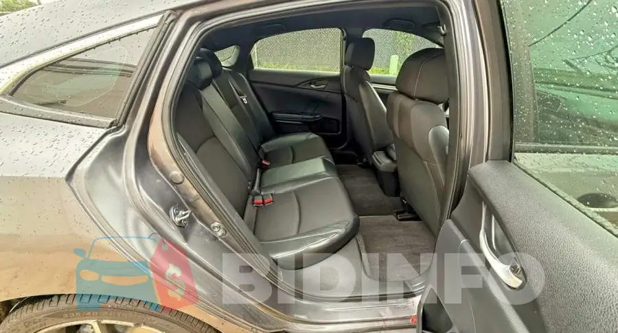 19XFC2F87KE009735 Photo# 6