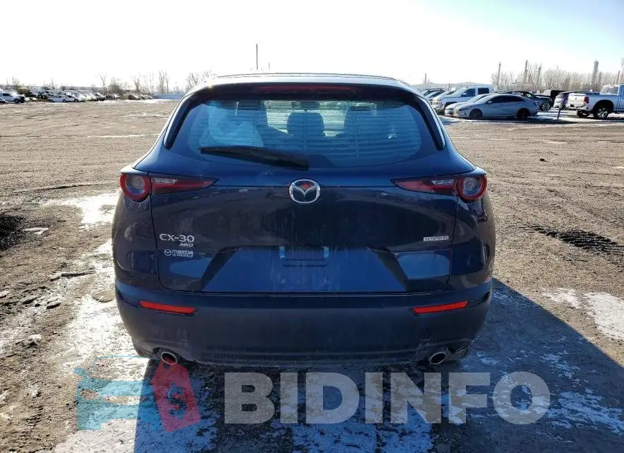 3MVDMBBM7SM837053 Photo# 6