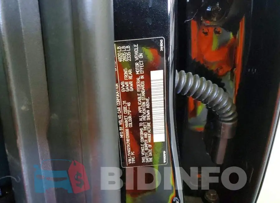 LYV402TK7HB128888 Photo# 13