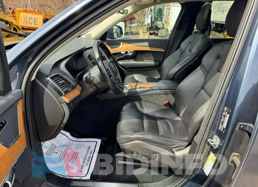 YV4A22PK7N1808426 Photo# 14