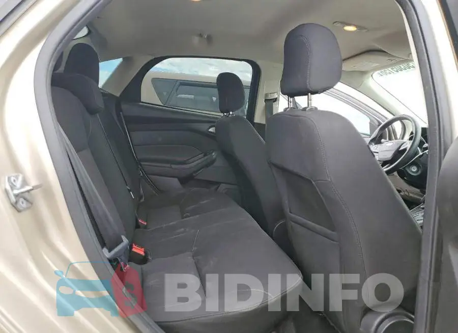 1FADP3F2XJL218413 Photo# 10