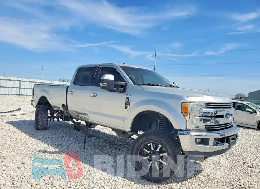 1FT7W2BT2HEB22115 Photo# 4
