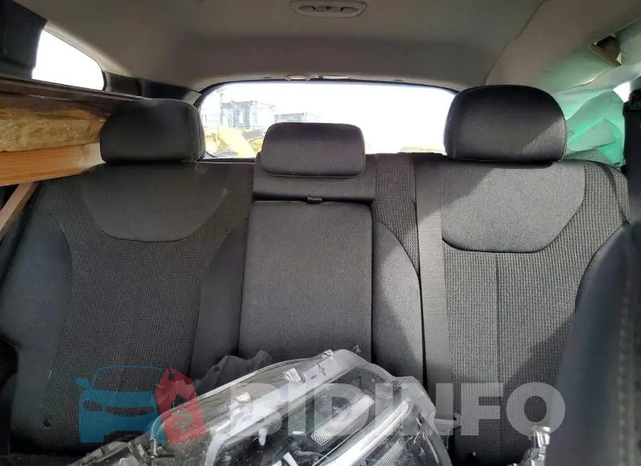 5NMS3CAD5KH054657 Photo# 10