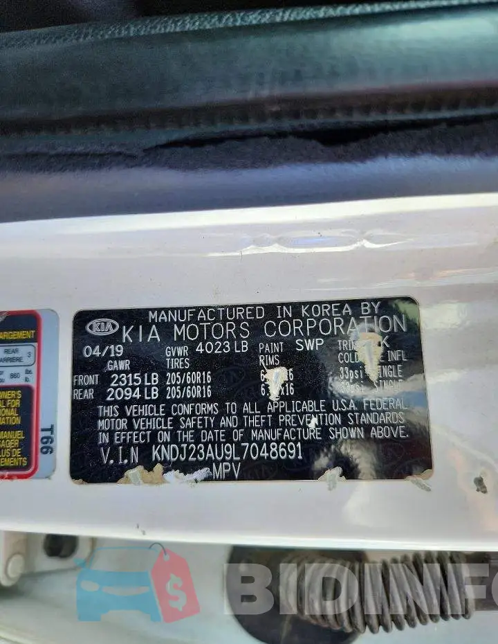KNDJ23AU9L7048691 Photo# 12