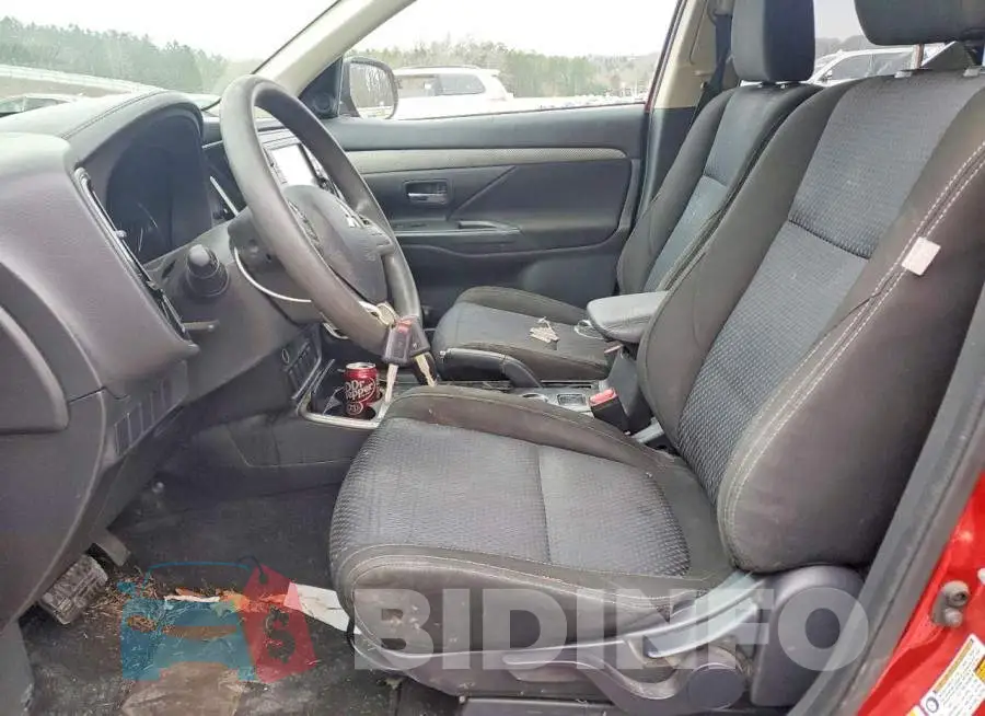 JA4AD2A33JZ015824 Photo# 7