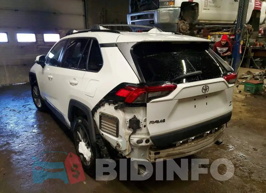 2T3B1RFV2MC141099 Photo# 2